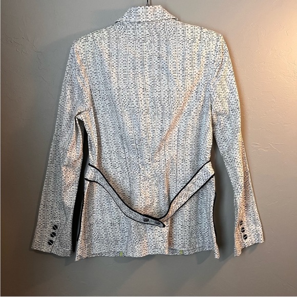 CAbi Women's Textured Gray Blazer with Black Accents - Picture 8 of 9